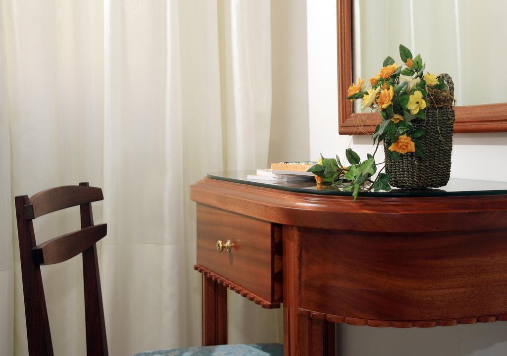 Mediterraneo Bed & Breakfast アナカプリ エクステリア 写真