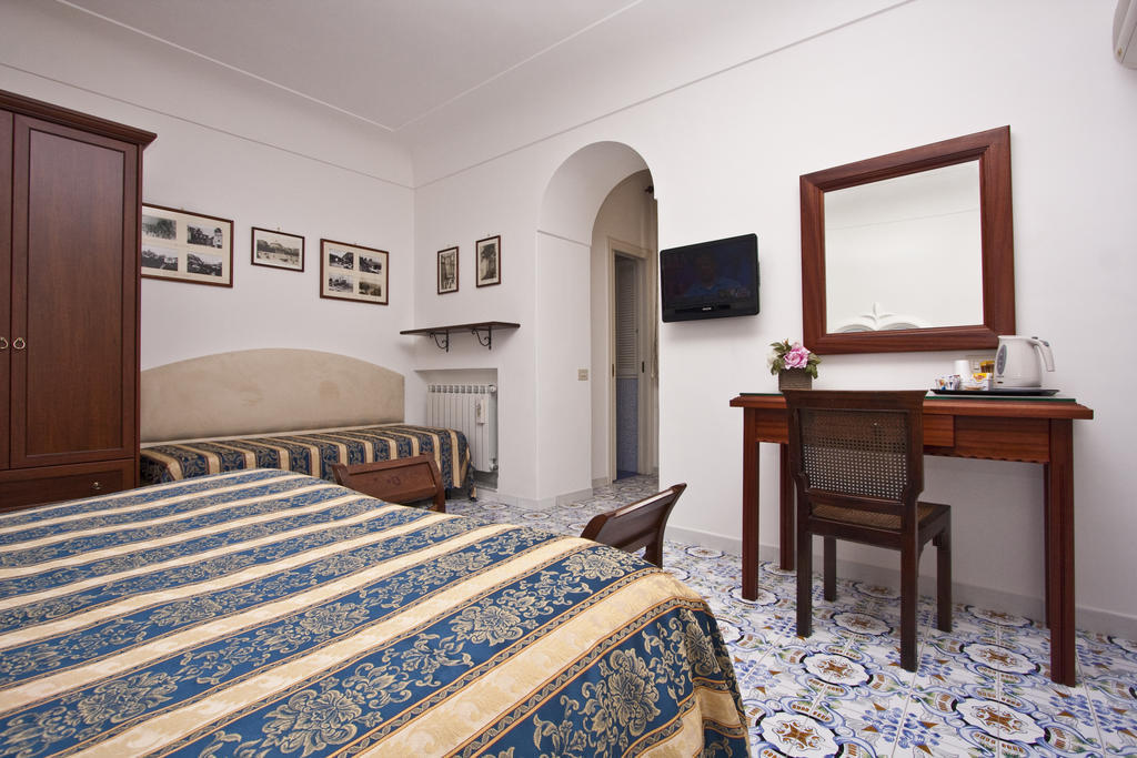 Mediterraneo Bed & Breakfast アナカプリ エクステリア 写真